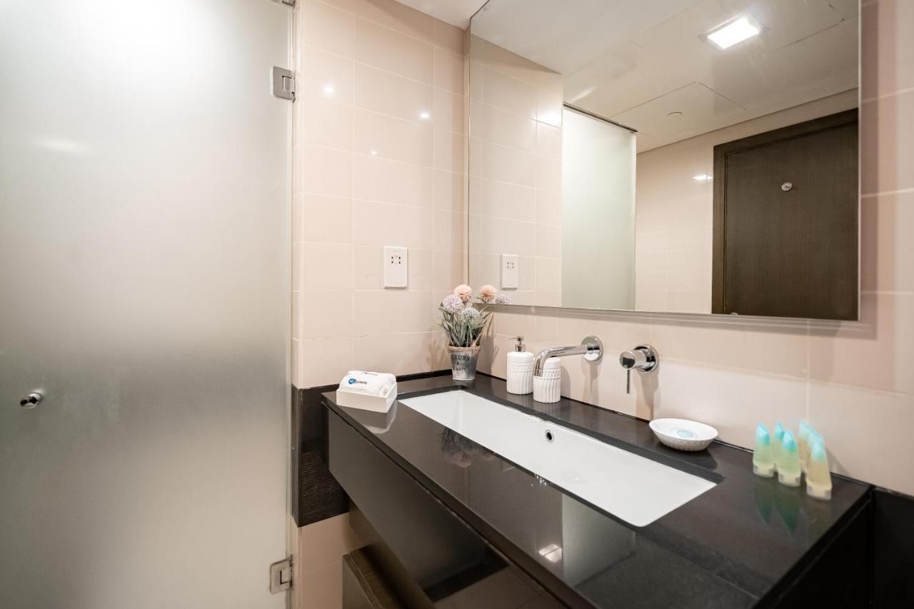 두바이 Higuests - Designer Apt With Panoramic View Near Burj Khalifa 아파트 외부 사진